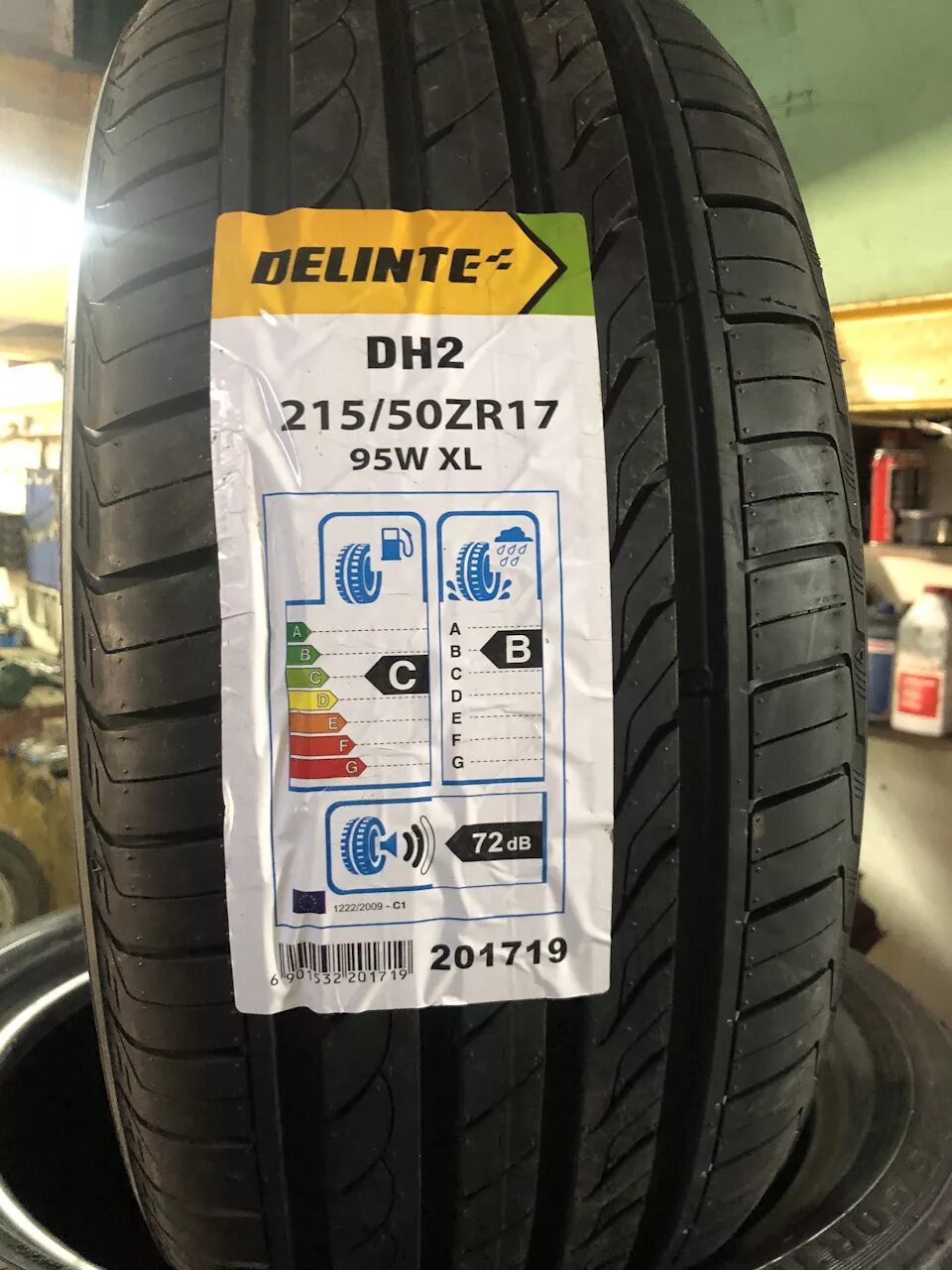 Купить резину delinte. Шины Delinte dh2. Delinte dh2 205/55 r16 94w. 215/55 R17 Delinte dh2 98w. Delinte dh2 185/65 r15.