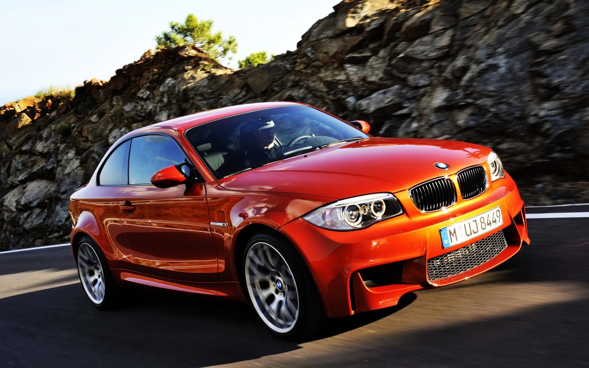 Автомобиль бмв. BMW m1 e82. BMW 1m Coupe. БМВ м1 е82. BMW 1m Coupe e82.