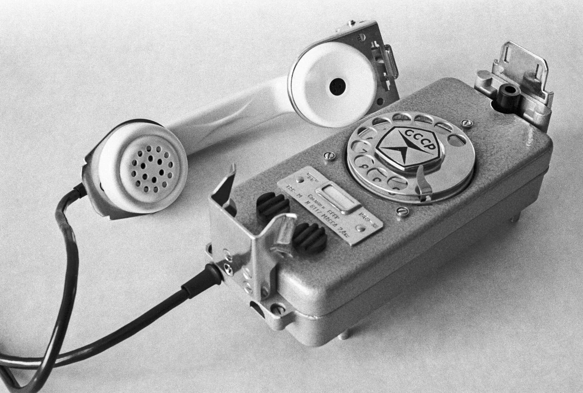 Тас-м6. Корабельный телефонный аппарат.. Телефонный аппарат тас-м4. Аппарат телефонный та-68 (АТС) ЦБ. Телефонный аппарат спектр та-1146. Старый заводской телефон