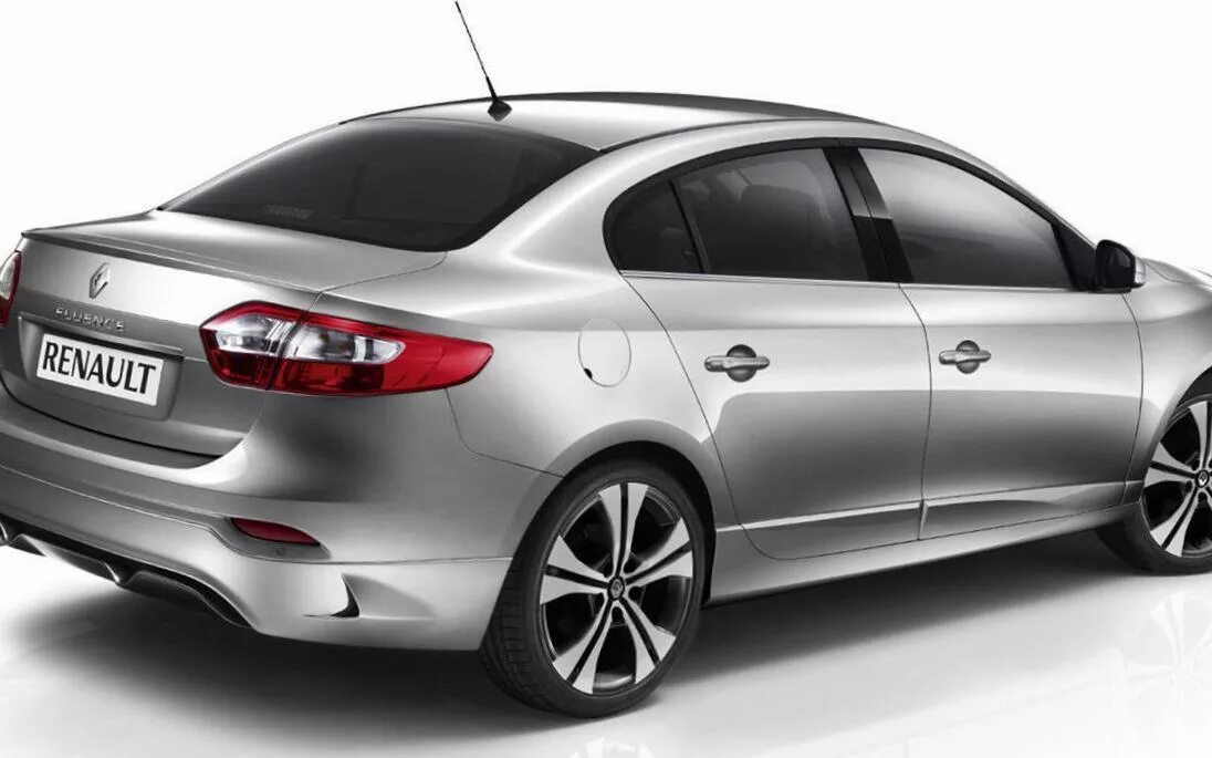 Renault fluence размер. Renault Fluence 2013. Рено Флюенс 2013 хэтчбек. Renault Fluence 3. Габариты Рено Флюенс 2013.