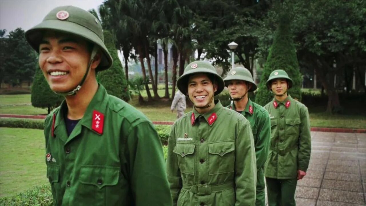 Сколько вьетнамцев. Вьетнамские солдаты Вьетконг. Вьетнамские солдаты Северного Вьетнама. Солдат армии Вьетконг. Форма армии Вьетконга Вьетнам.