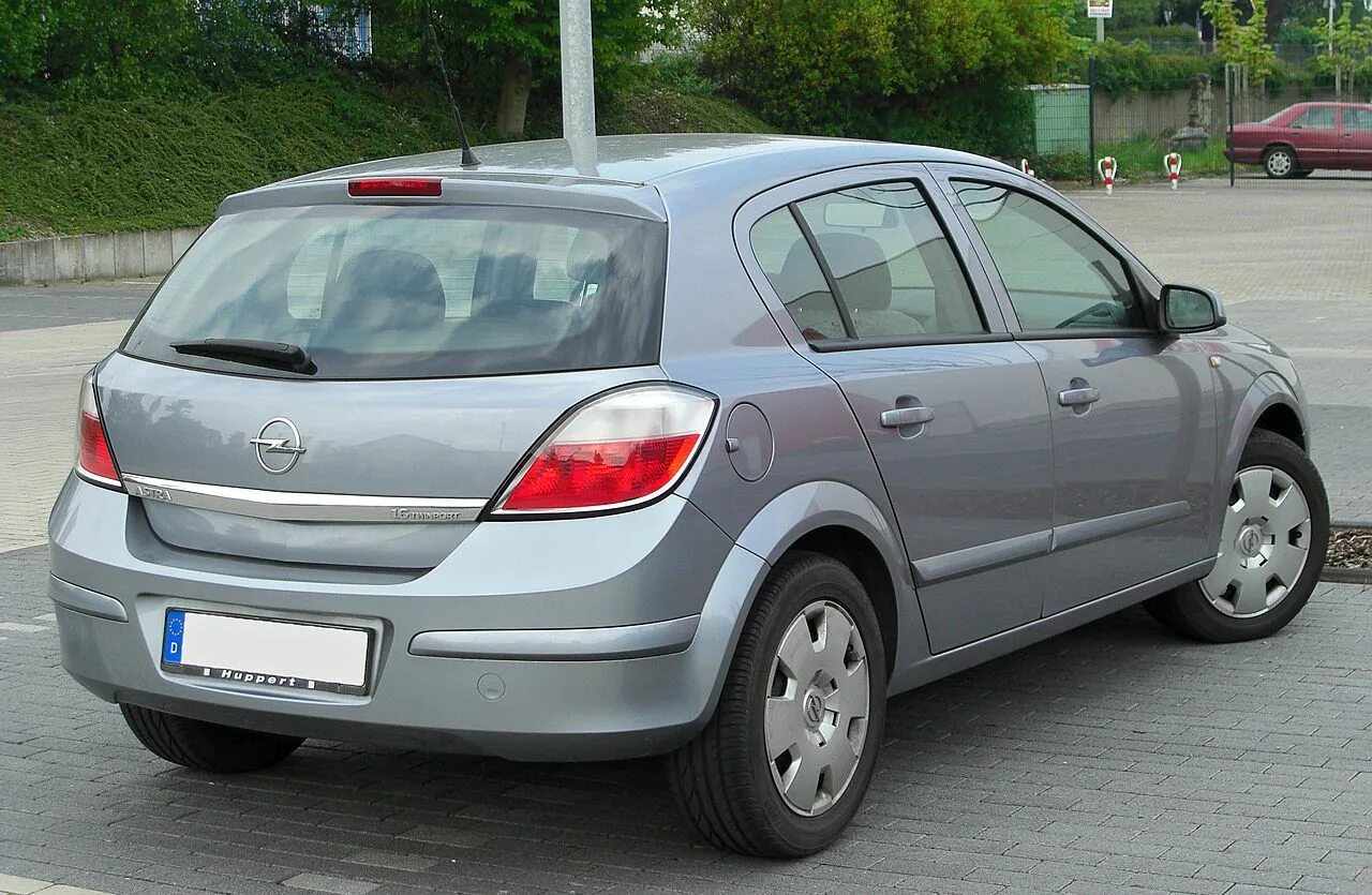 Opel astra h 2004-2009. 6. 16. 8. Opel astra h 2006.