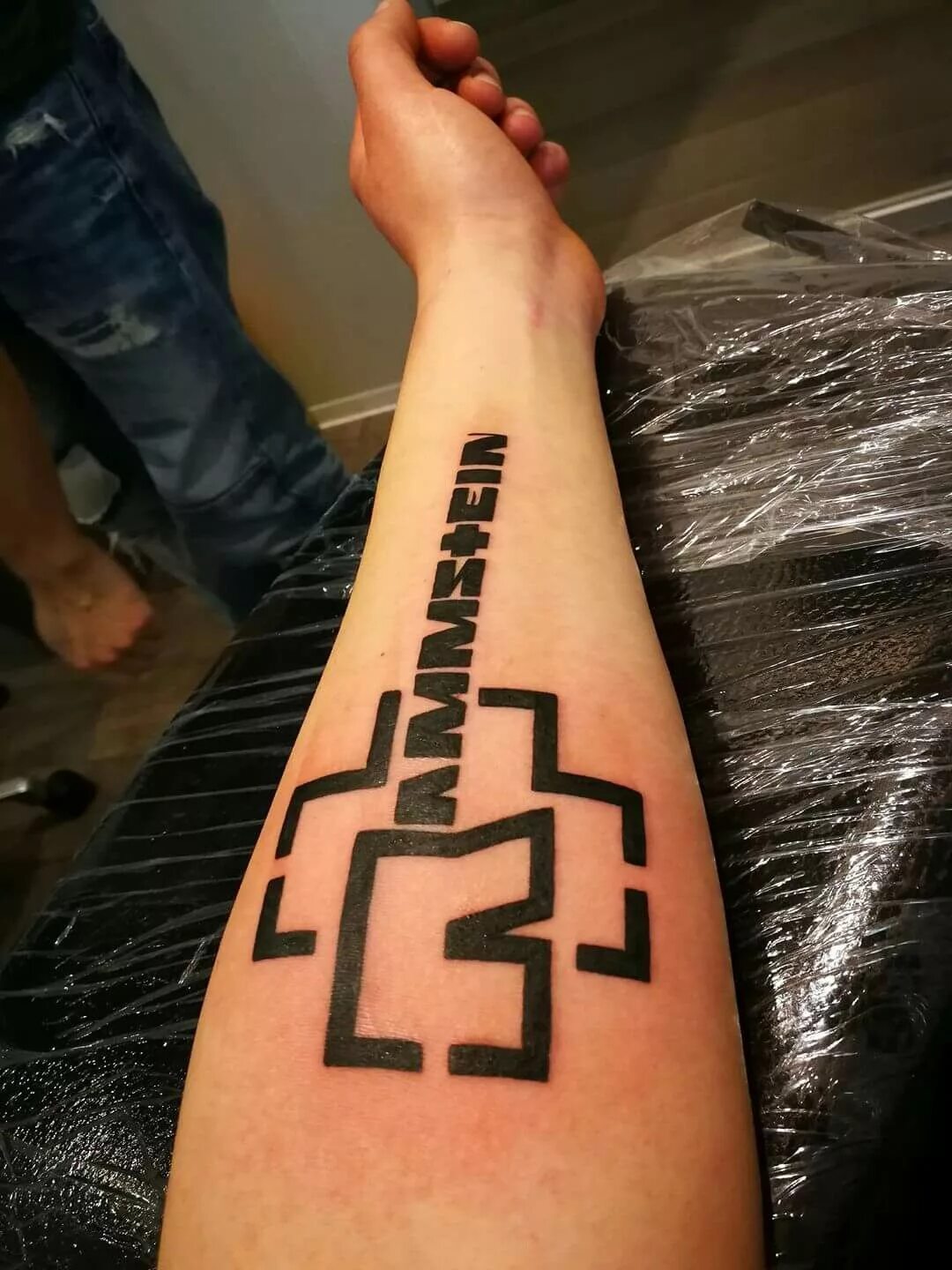Концерт рамштайн и тату. Песни тату рамштайн. Rammstein tattoo. Тату рамштайн эскизы. Песни тату рамштайн.