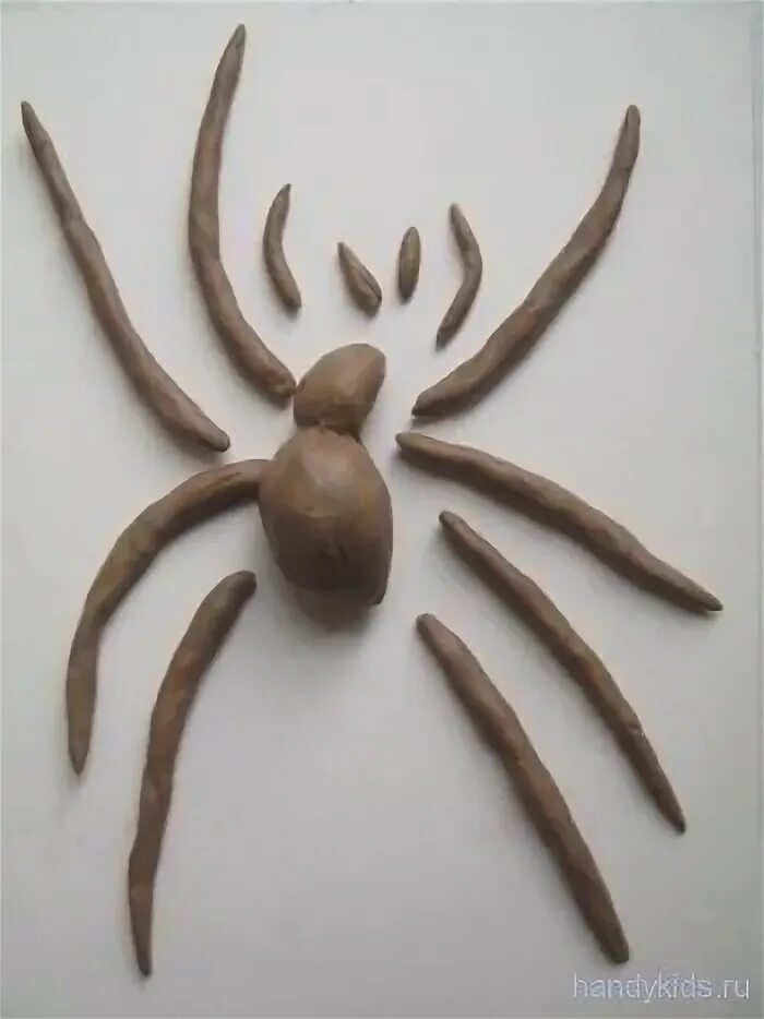 паучок из пластилина. паучок лепка. лепка пауков. паучок лепка. паучок из пластилина для детей.