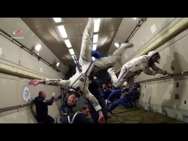 Полет в самолете невесомость. Ил-76 мдк полёт в невесомость. самолет-лаборатория ил-76 мдк. ил-76 для тренировки космонавтов. ил 76 роскосмос невесомость.