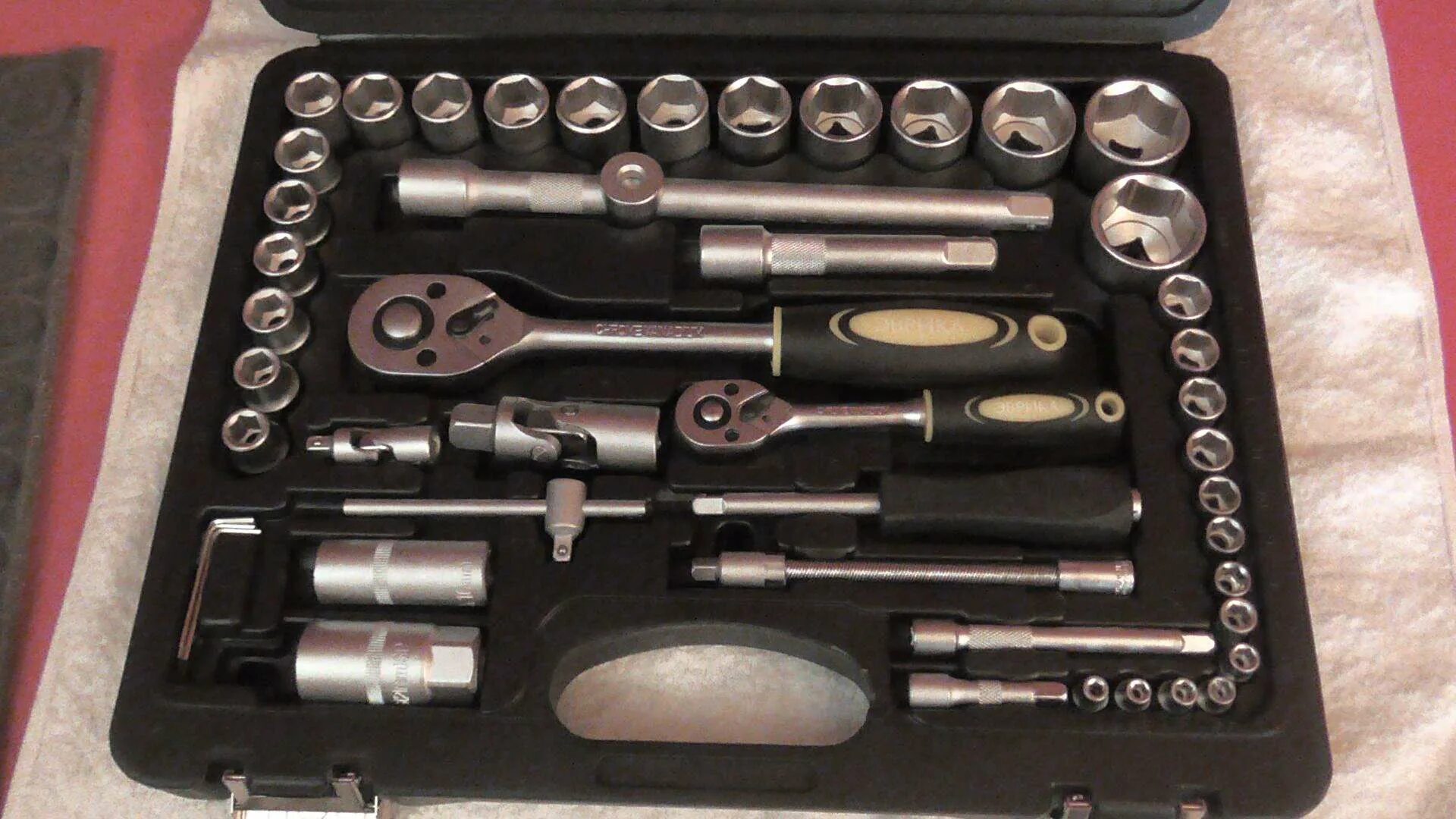 Набор торцевых головок Tool Kit er-tk4094. Набор головок торцевых 1/2",1/4'' 6-ти гранных 94 предмета ТК Эврика. Набор инструментов Эврика 94 предмета. Набор торц.головок 1/2 1/4 94 предмета.