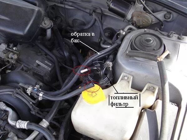 Замена топливного фильтра под капотом - Subaru Legacy Outback (BE, BH), 2,5 л, 2