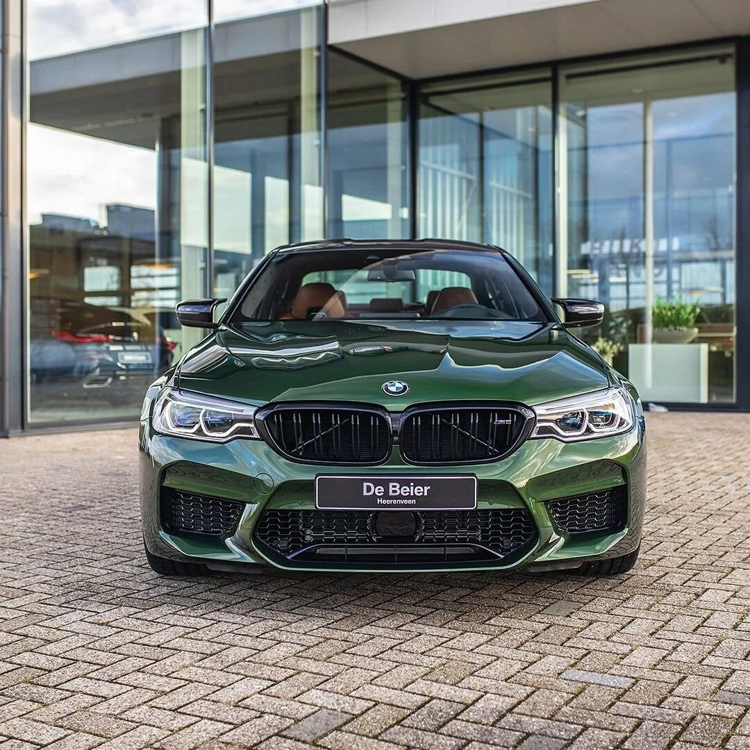 BMW m5 f90 Изумрудная. BMW m5 f90 Competition зеленая. M5 f90 Competition. BMW m5 f90 Urban Green. М5 литвина