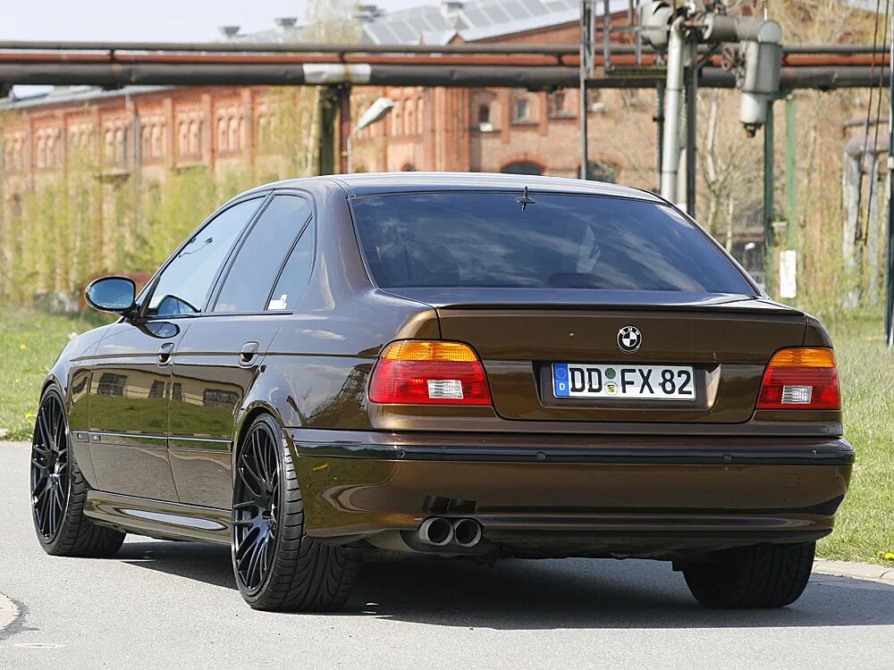 Е i. БМВ е39 540i. БМВ 540 е39. БМВ 5 е39. BMW e39 Рестайлинг.