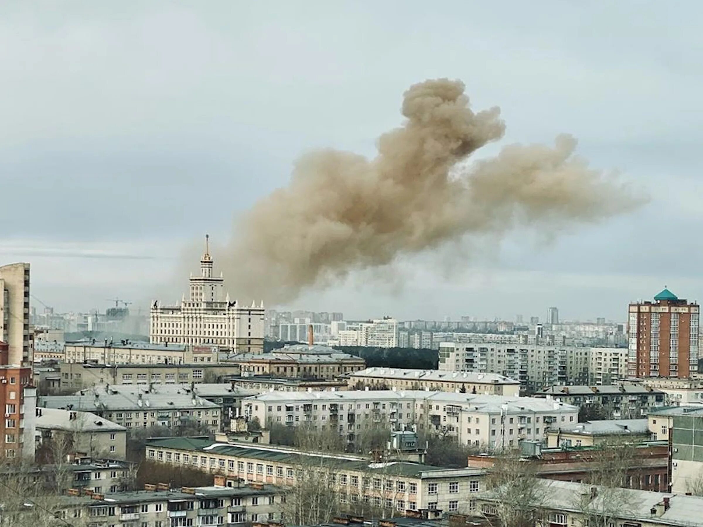 Причина чп. Взрыв Челябинск больница 2. Челябинск в момент взрыва. Взрывы в Челябинске сейчас.