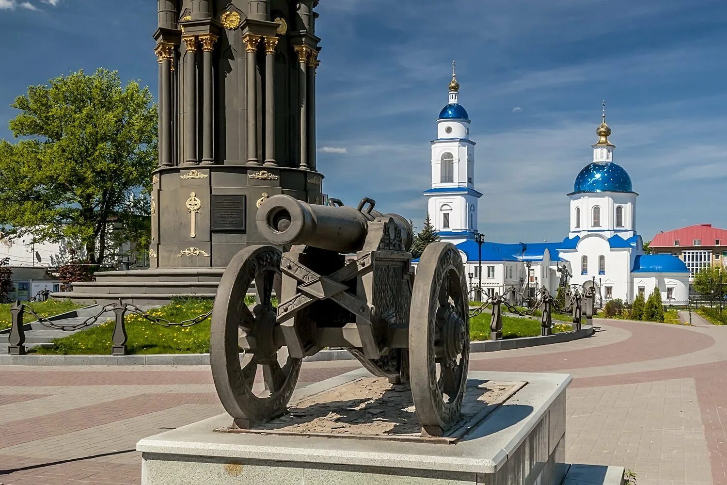 Малоярославец Калужская область памятники