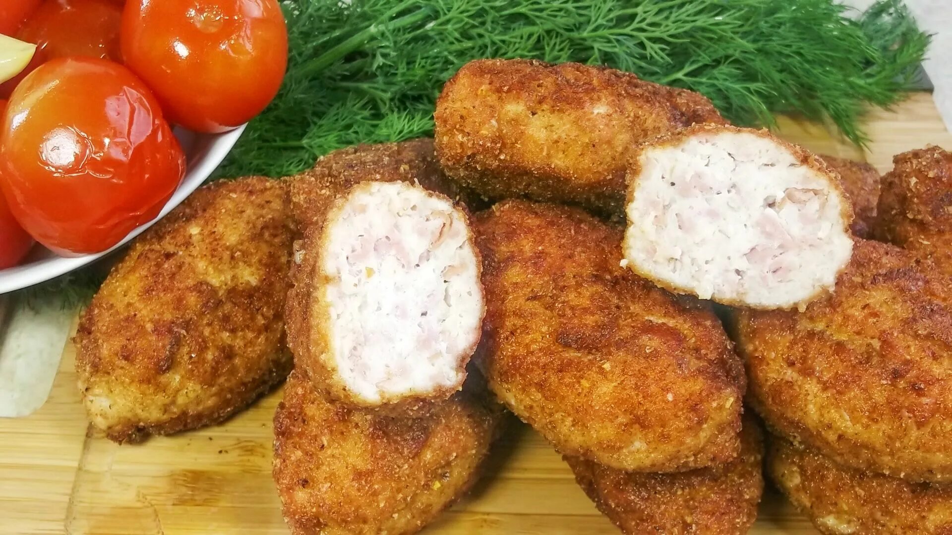 Как сделать вкусно домашние котлеты. Котлеты. куриные котлеты. куриные котлеты в панировке. сочные котлеты.