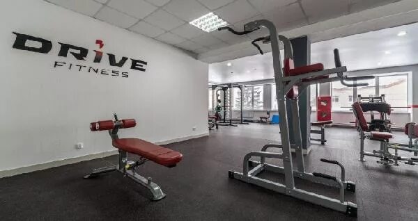 Драйв колизей пермь. Drive fitness пермь. колизей пермь фитнес. спортзал в колизее пермь. фитнес центр колизей пермь.