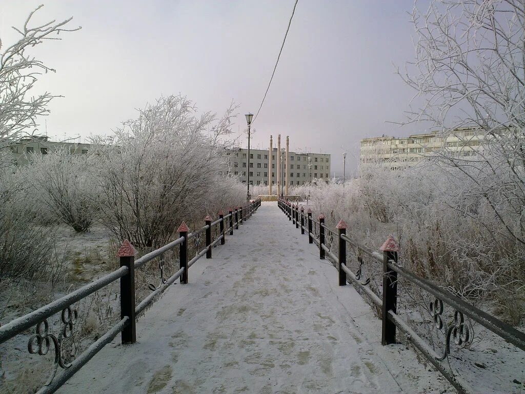 Айхал район. Айхал Республика Саха Якутия. Саха Якутия поселок Айхал. Поселок Айхал Мирнинский район Саха Якутия. Саха Якутия поселок Айхал зима.