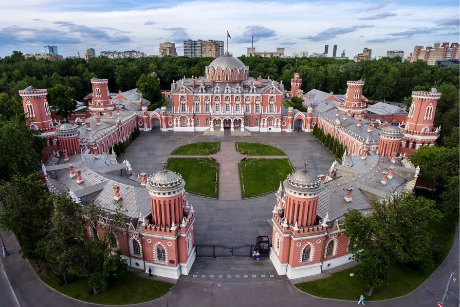 Отели 5 звезд в Москве 2025 - выгодные цены, отзывы на гостиницы, бронирование о