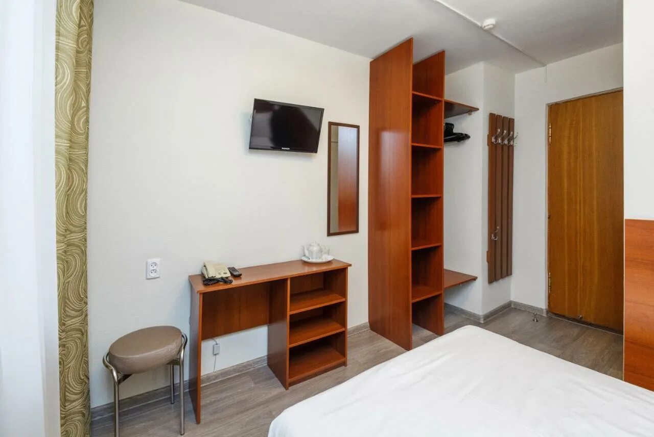 Город казань гостиница волга 2. Отель волга 2 в казани. Гостиница волга в камышине. Гостиница волга отзывы. Волга стар отель.