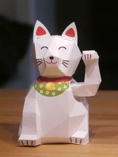 Кот из бумаги белой