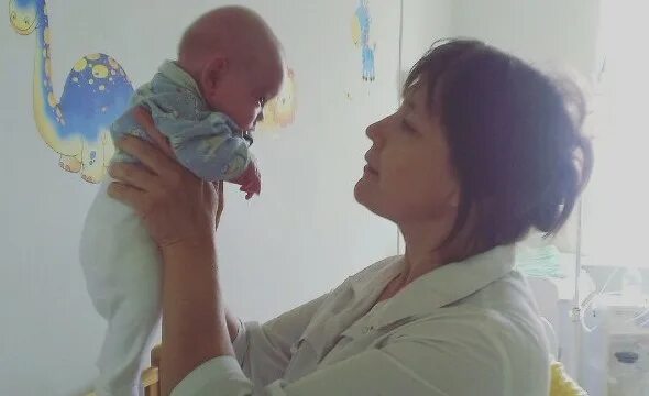 Клоун в больнице. Дети отказники в больницах. 6 инфекционная больница детская москва. 3 инфекционная детская больница спб. Дом ребенка стационар.