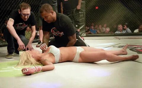 Female MMA fighter: My '12-pound' breasts are making it hard to a...