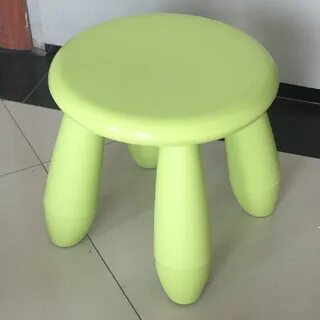 Табурет детский пластиковый