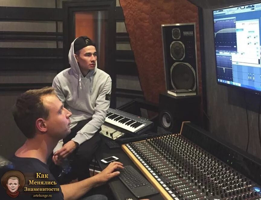 Obladaet 2021. Человек в студии звукозаписи. Репер вотяков назар. Моноаминергические пути. Obladaet 2018.