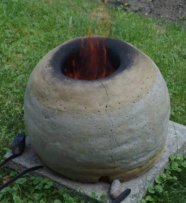 земляной тандыр своими. тандыр кирпич глина. тандыр из глины своими руками. узбекская печь тандыр. тандыр афганский тандыр.