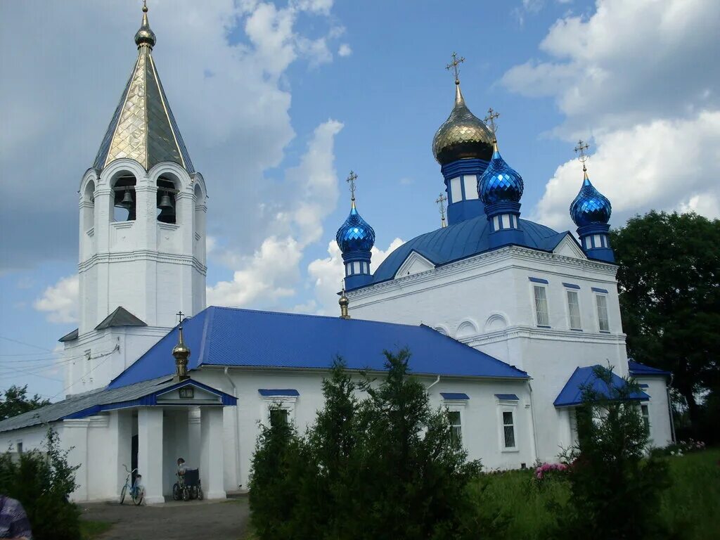 Богородицы церкви в московской области. Церковь Казанской иконы Божией матери Гороховец. Церковь Казанской иконы Божией матери в Красном, Гороховец. Казанская Церковь в Гороховце Владимирской области. Храм в Гороховце красное село.