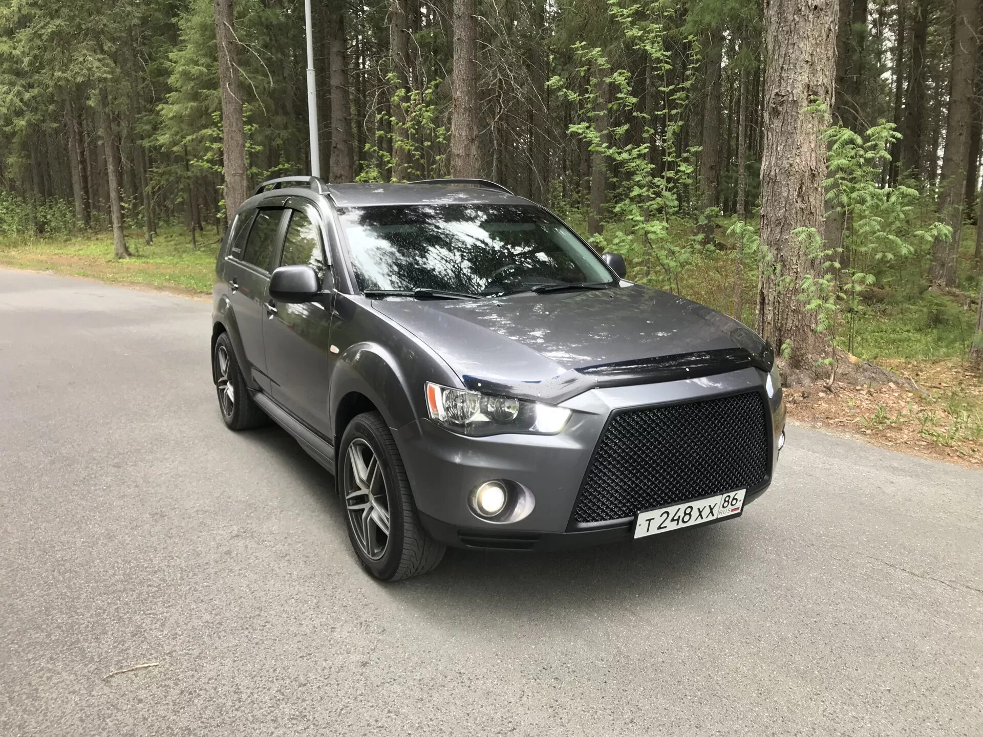 Mitsubishi outlander xl 2012. Mitsubishi Outlander XL 2021. Mitsubishi Outlander XL 2010. Антихром Аутлендер XL.