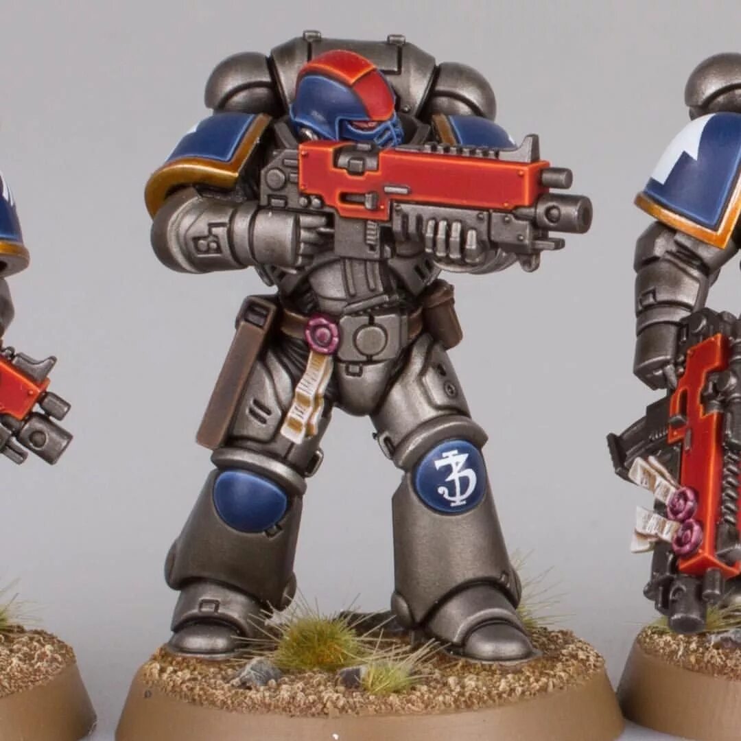 Primaries can be. Вархаммер Примарис. Космодесант Примарис ордена. Warhammer 40000 броня Примарис. Космодесантник Примарис вархаммер.