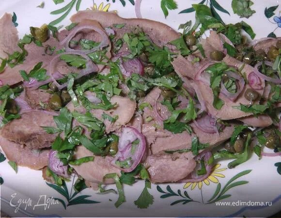 Маринад для говядины. Опаленная говядина в имбирном маринаде. Boiled meat. Маринованная отварная говядина с луком. Маринованный язык свиной.