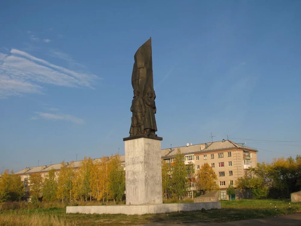 Лименда поселок архангельская область. Бойцам северо-двинской военной речной флотилии. Памятник героям северо-двинской военной речной флотилии котлас. Памятник героям северо-двинской речной флотилии. Двинская правда котлас.