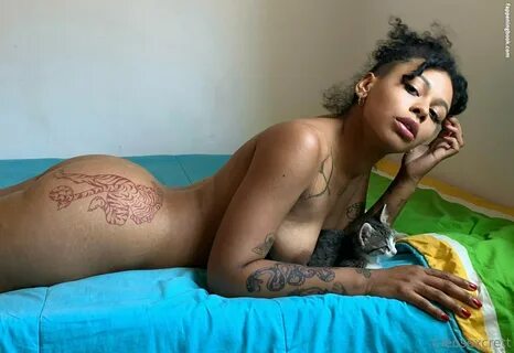 Yourcleopathra nudes