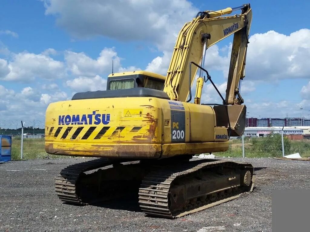 Экскаватор Коматсу 200. Komatsu pc200-7. Экскаватор Komatsu pc200-7. Экскаватор Komatsu PC 200.