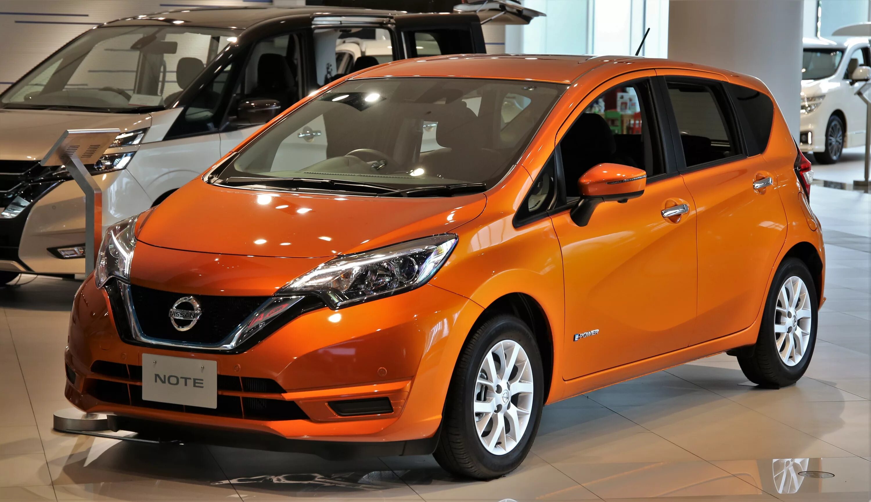 Nissan Note e-Power. Nissan Note e-Power 2017. Nissan Note 1.2 e-Power. Nissan Note e-Power 2016.