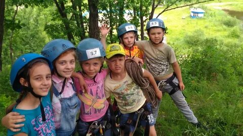 Лагерь в лесу