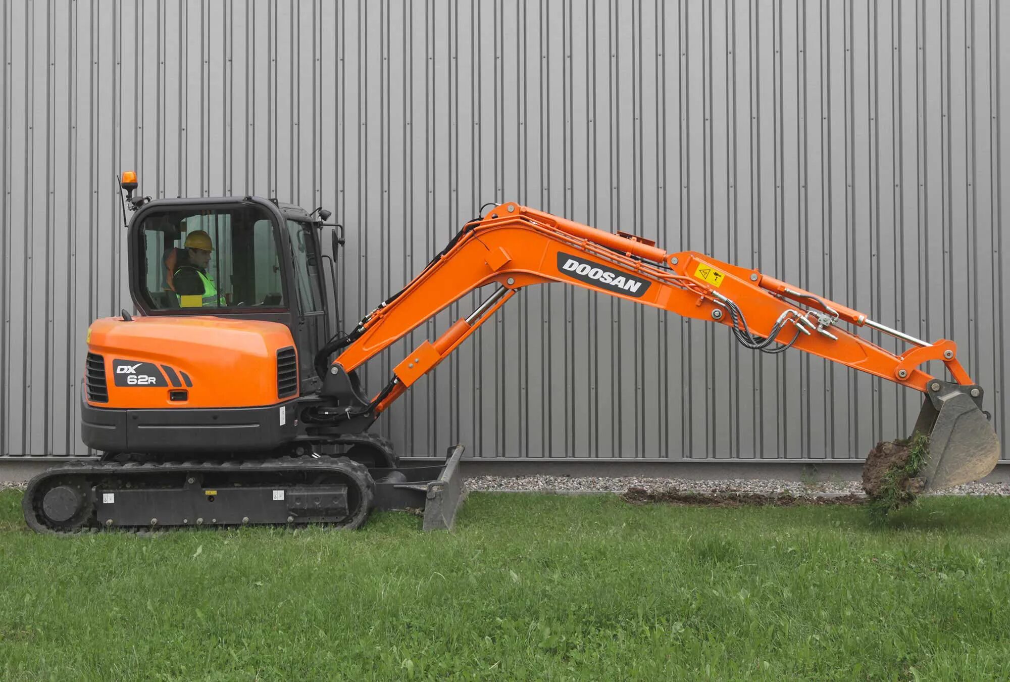 Дусан 210. Экскаватор Doosan ДХ 530. Мини-экскаваторы Doosan dx19. Экскаватор Doosan dx140lc. Досан экскаватор