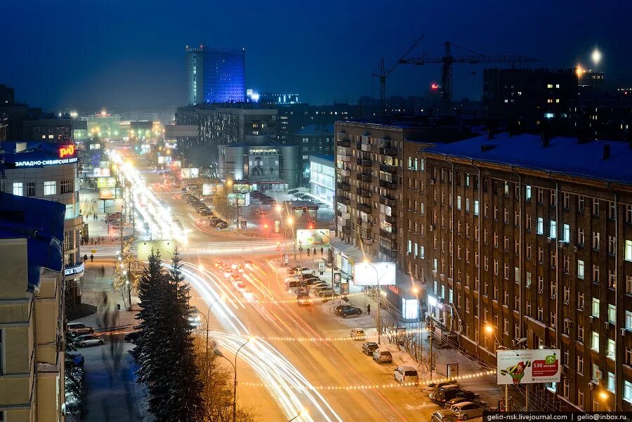 Красный проспект сколько. Вокзальная магистраль Новосибирск. Красный проспект Новосибирск. Красный проспект Новосибирск ночью. Красный проспект Новосибирска ночью зимой.