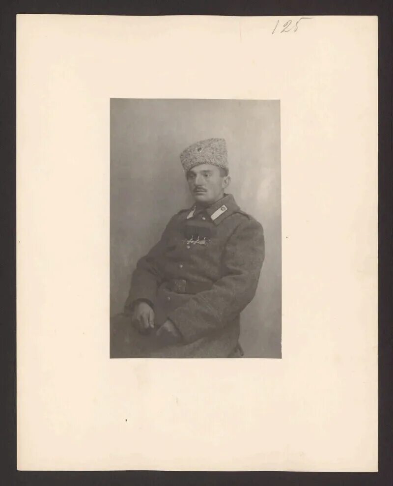 Младший унтер офицер. Младший унтер офицер 1915. унтер0фицер фома данилов. унтер офицер измайловского полка. антон шмаков унтер офицер.