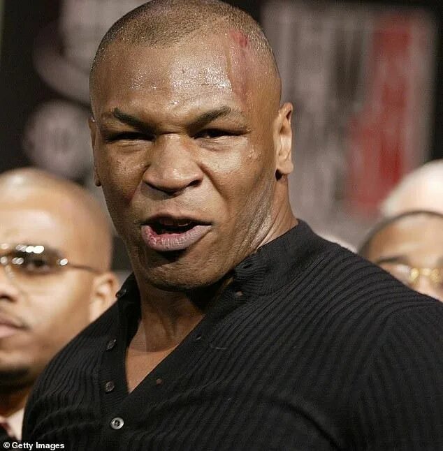 Майк тайсон за что посадили. Майк тайсон. майк тайсон фото. mike tyson 1996. mike tyson 1999.