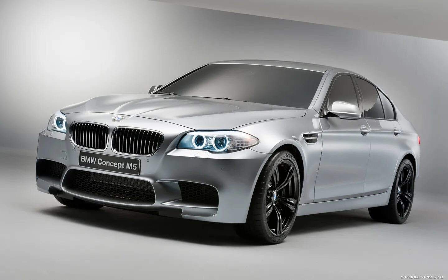 Машина bmw m 5. БМВ m5 f10. БМВ м5 ф10. BMW m5 2012. BMW m5 f10 2011.