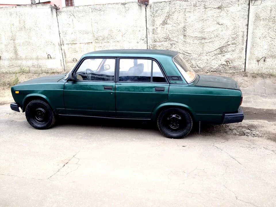 Ваз 2105 заниженная. Занижение 2105. Ваз 2107 -70. Ваз 2105 -50. Занижение 2105.