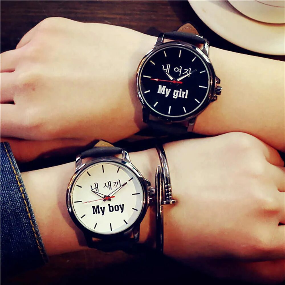 Почему часы парами. Часы luxury quartz. Часы для пары. Почему часы парами. Часы парные мужские и женские.