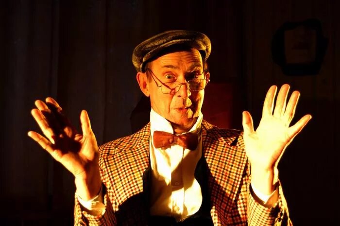 Коровьев цитаты. Коровьев фагот абдулов. Коровьев фагот 2005. Коровьев цитаты. Господин соврамши булгаков.