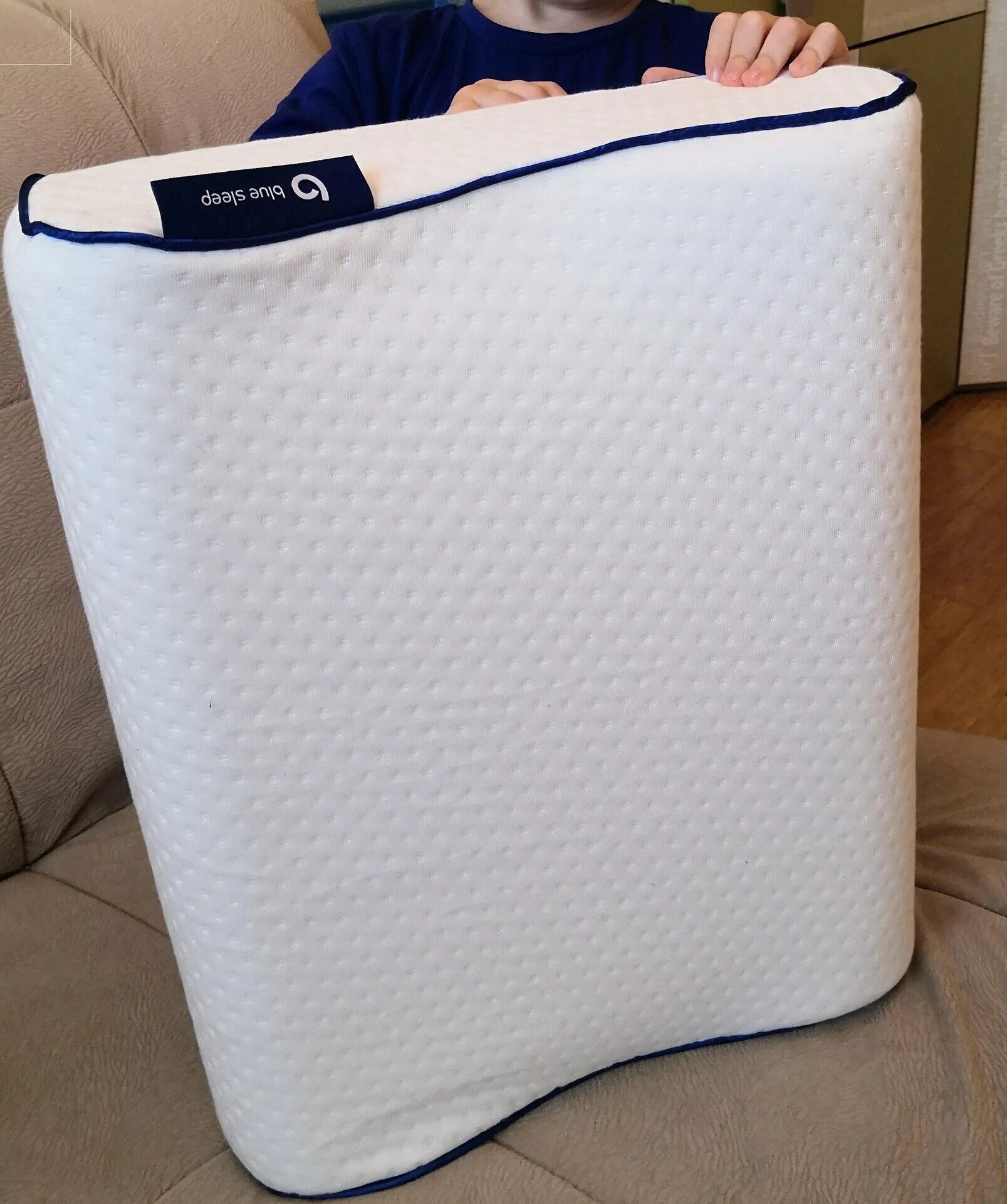 Blue sleep / подушка memory (blue tube). подушка blue sleep hybrid cube. подушка блю слип с охлаждающим. микроволокно наполнитель для подушек. подушка блю слип.
