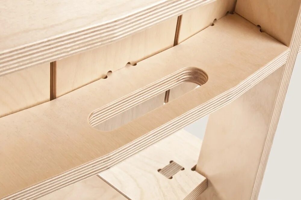 складная мебель из фанеры. мебель для кукольного домика хэппидом кухня из дерева. стул складной трансформ мебель. стол для выставки. деревянная кукольная мебель сборная.