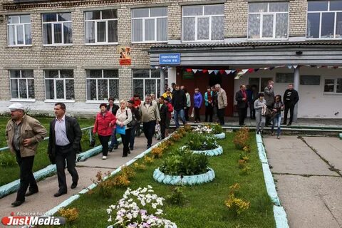 Покровское свердловская область школа