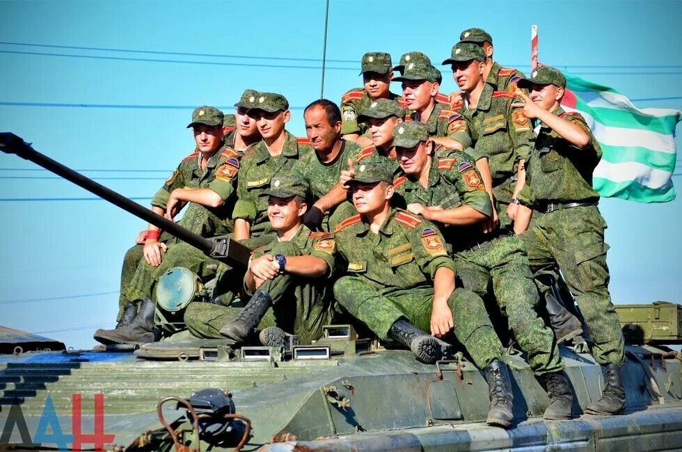 Набор в интернациональную бригаду пятнашка. Боец пятнашка. подразделение пятнашка.