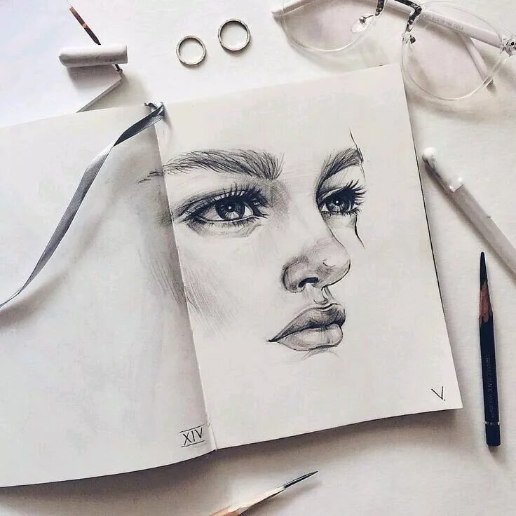 Рисарвь девушек карандашом. Профиль девушки карандашом. Лица для скетчбука лёгкие. Красивые рисунки девушек карандашом. Рисунки девушкарандашом.