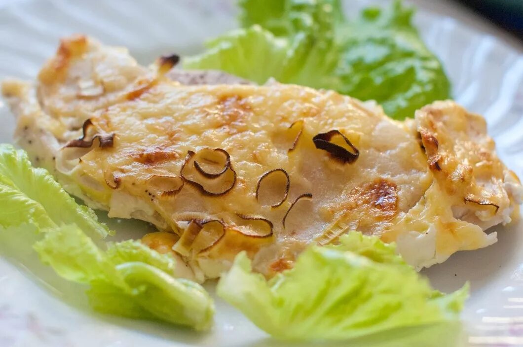 Куриная грудка, фаршированная персиками. Консервный компот персиковый. Персик смайлик. Курица с персиками в духовке. Филе персика.