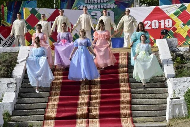 Фестиваль во глубине сибирских руд петровск-забайкальский. Фестиваль во глубине сибирских руд г. Во глубине сибирских руд фестиваль петровск-забайкальский 2022. Петровск забайкальский во глубине сибирских руд. Во глубине сибирских руд j xtv.